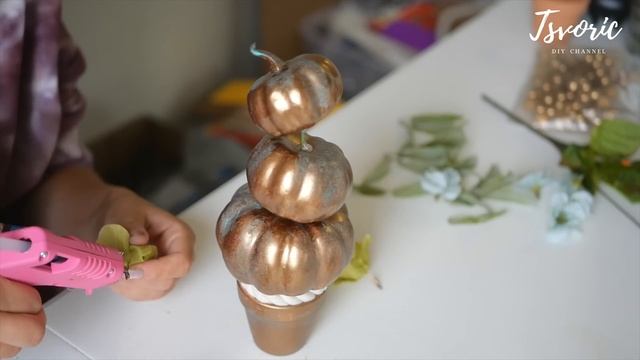 Композиция с тыквами  DIY TSVORIC