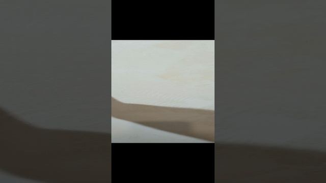 Почему бухтят стены после электрики?