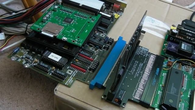 Matthias A500 Zorro Edge Connector - Build & Test смотреть онлайн