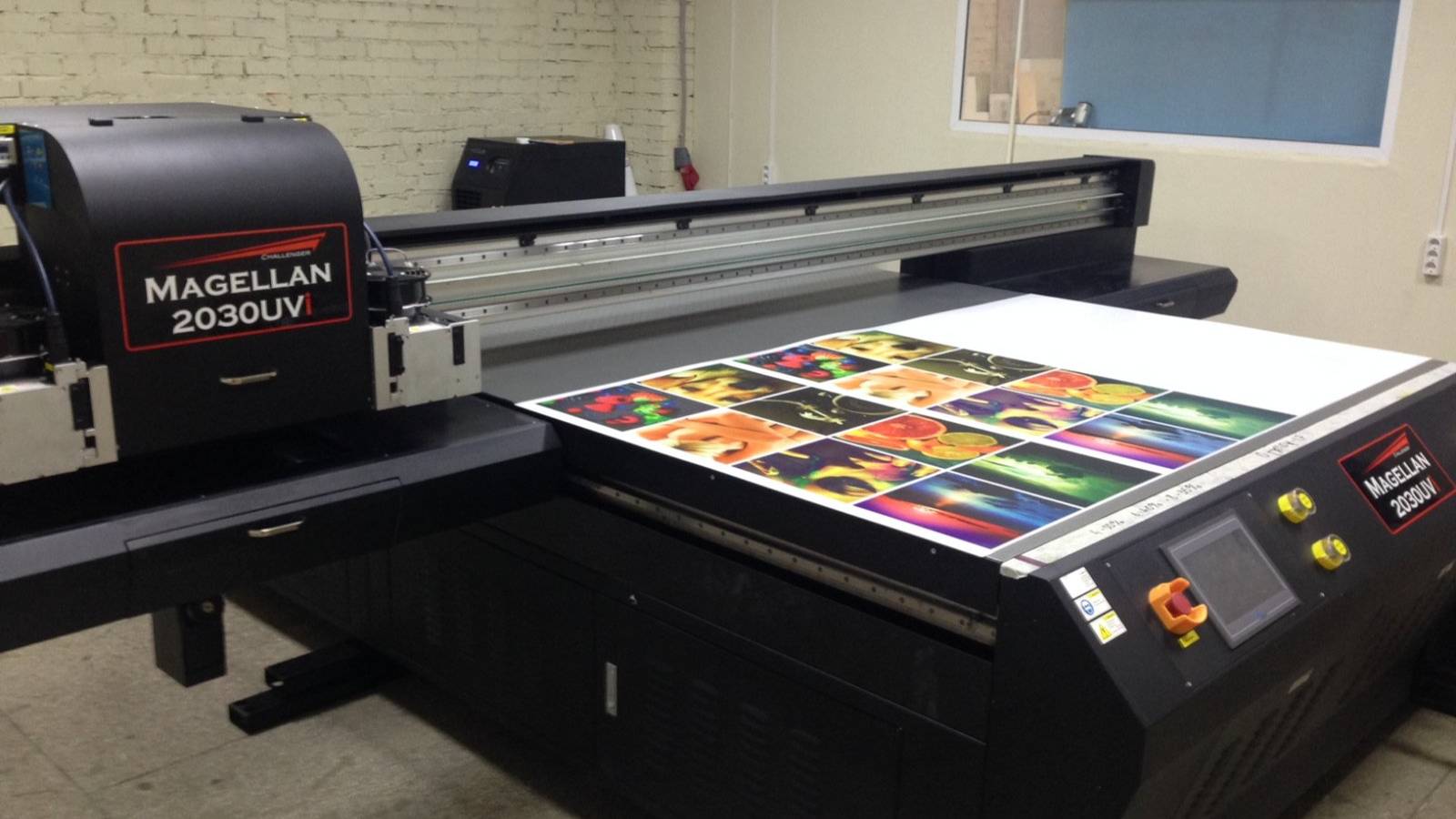 Печать рекламных афиш. Фасад Медиа Групп смотреть онлайн