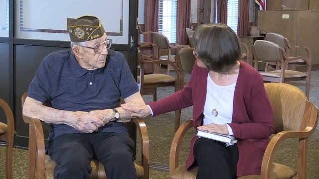 Memories take flight when author and World War II veteran unite