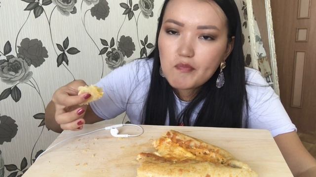 ПЫТАЮТ ЖИВОТНЫХ?! ХАЧАПУРИ ПО АДЖАРСКИХ мукбанг асмр| mukbang asmr смотреть онлайн
