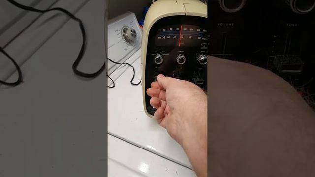 Aquatron VX-33C "The Egg" Radio 8Track AM/FM Radio смотреть онлайн