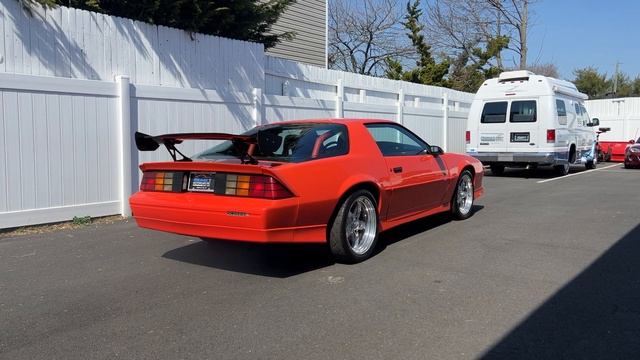 Modified 1989 Chevrolet Camaro Revving! смотреть онлайн