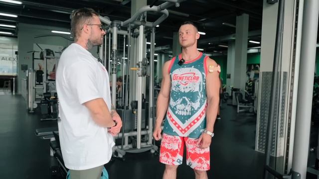 ТРЕНИРОВКА ПЛЕЧ ПО НАУКЕ (качаем дельты с миографом) смотреть онлайн