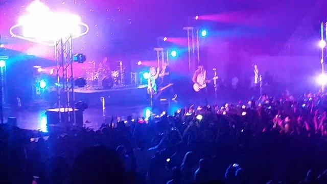 Vegas - All Time Low Live in Manila 2017 (Last Young Renegade Tour w/ As It Is, 08.22.2017) смотреть онлайн