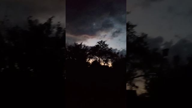 18.09.2023г вечернее небо. смотреть онлайн