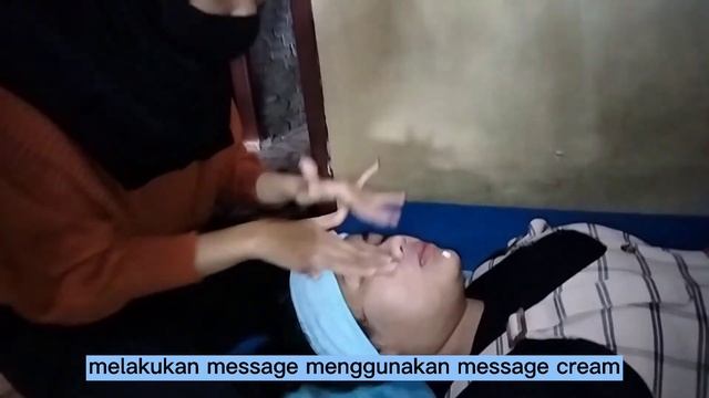 IKA DHEA EVITA - Manual Facial Wash смотреть онлайн