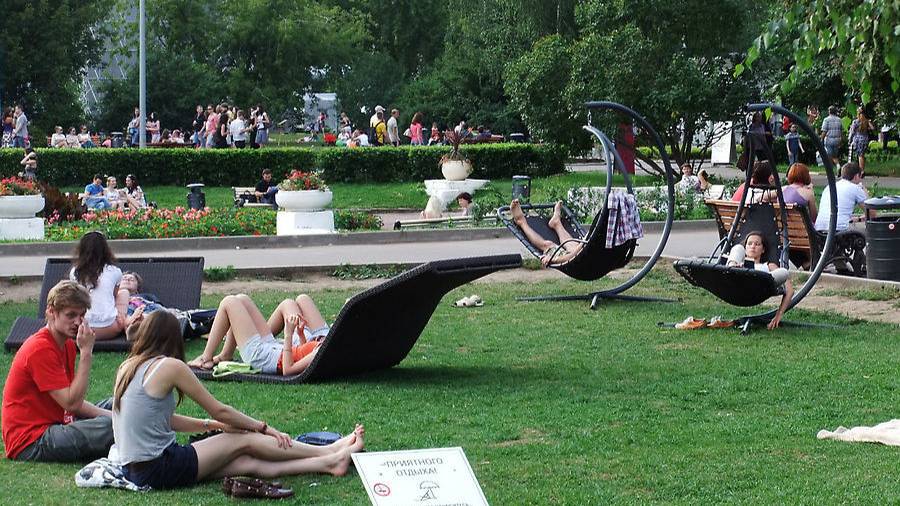 Размещение рекламы в парках. Фасад Медиа Групп смотреть онлайн