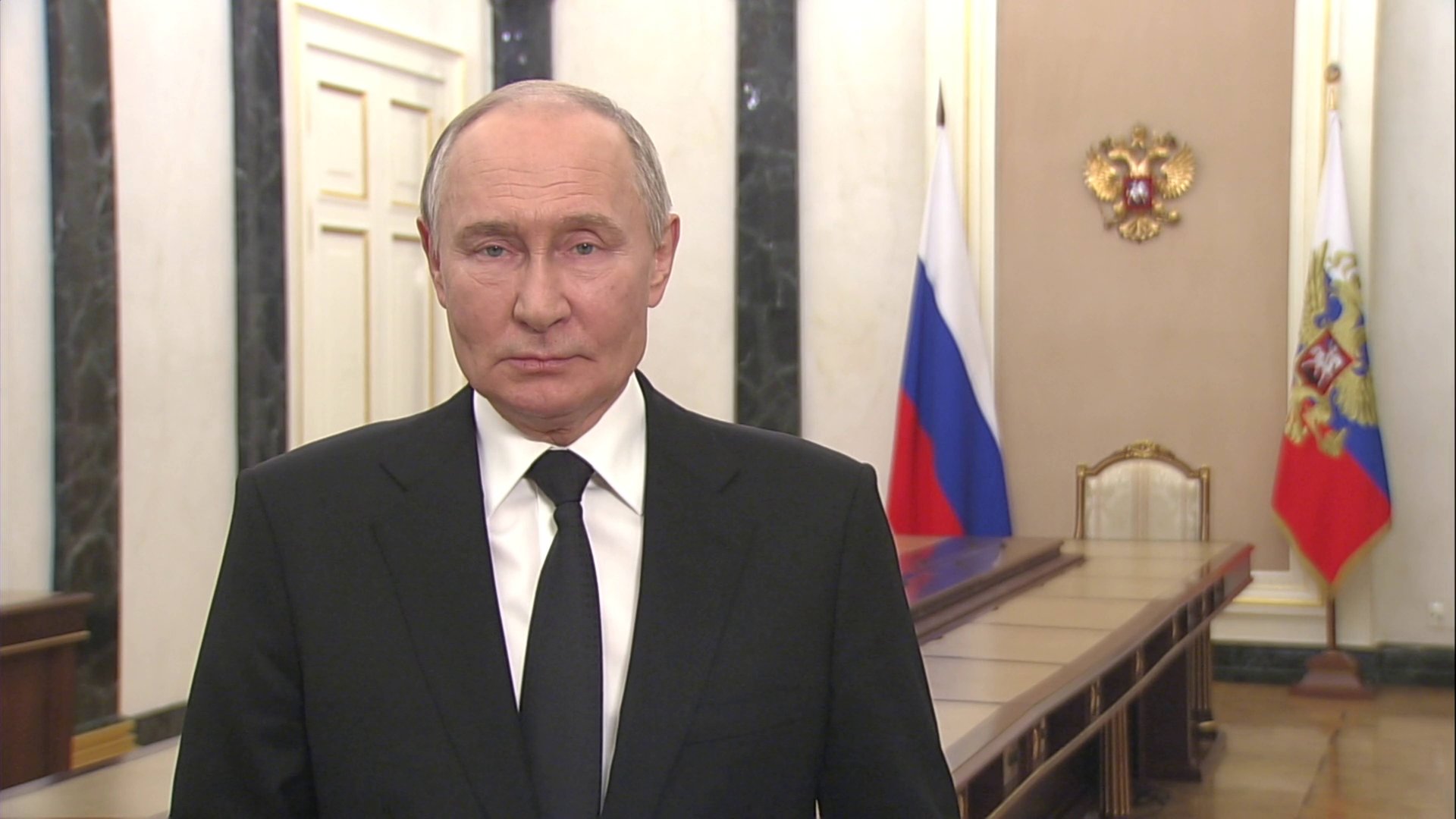 Видеообращение президента России Владимира Путина по случаю Дня работника органов безопасности РФ смотреть онлайн