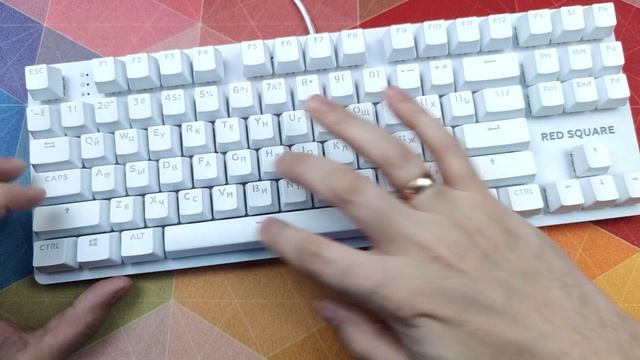 Red Square Keyrox TKL. Что? Опять Кейрокс? смотреть онлайн