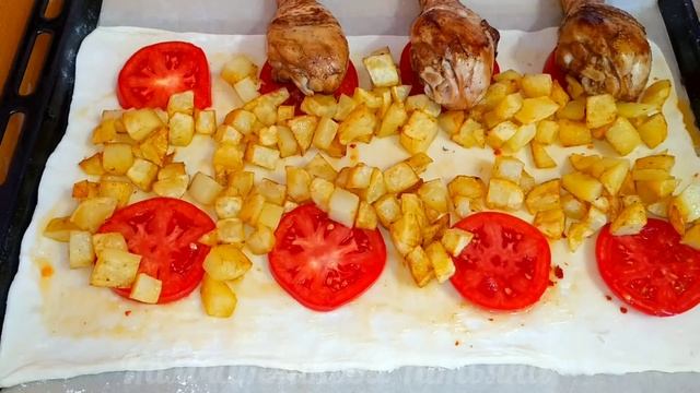 Так Вы Ещё Не Готовили!!ВКУСНЫЙ ПИРОГ С КУРИЦЕЙ И КАРТОШКОЙ! смотреть онлайн