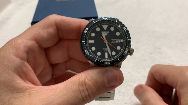 Unboxing & Review Of A Seiko Bottlecap SRPC63K1 Watch смотреть онлайн