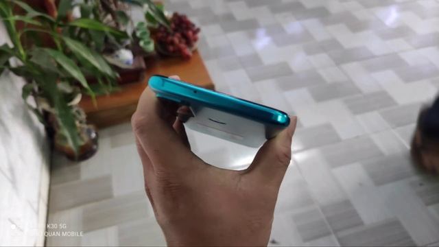 Xem nhanh Vsmart Live 4 Xanh Lục Bảo смотреть онлайн