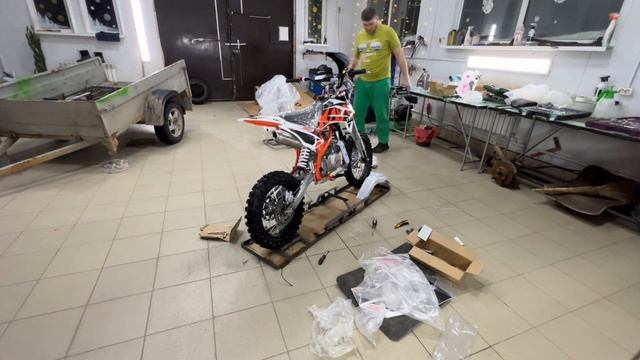 Сборка питбайка Kayo 125 из коробки смотреть онлайн