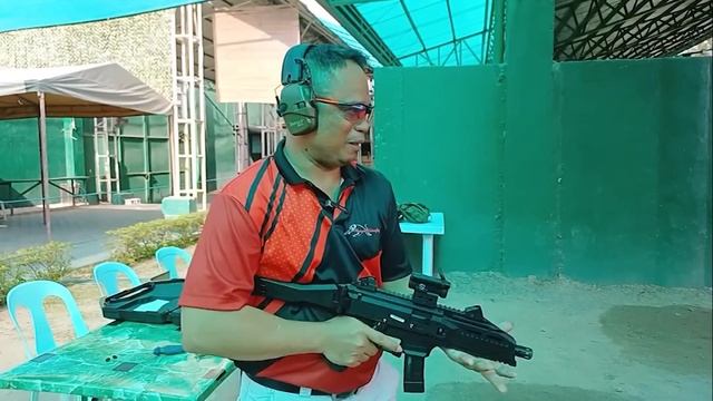 CZ SCORPION EVO3 S1 (GUN REVIEW) смотреть онлайн
