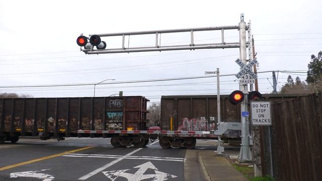 UP 9919 Rocklin Rocket Local - Starfire Dr. Railroad Crossing Sacramento, CA