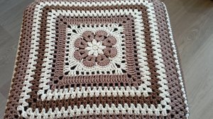 Сидушка на табурет крючком , Подробный МК .