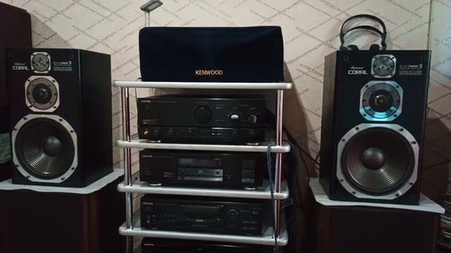Trio KA-1100 And Coral DX-Three/II