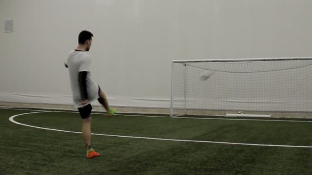 ФИФЕРЫ ВЫПОЛНЯЮТ КРОССБАР ЧЕЛЛЕНДЖ / CROSSBAR CHALLENGE смотреть онлайн