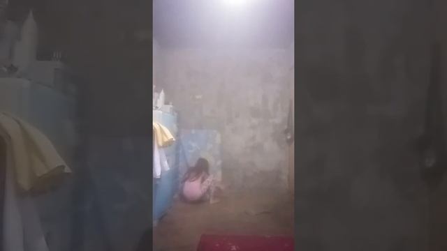 Gaya Gaya Lang
 Ang Peg 100 Likes Muna Bago Ko Tuloy HahahahahhahahhahahhahahhhhHHhHHHhHHHHhhHhahah