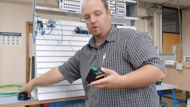 pneumatique leçon 2 - distributeur NO NF смотреть онлайн