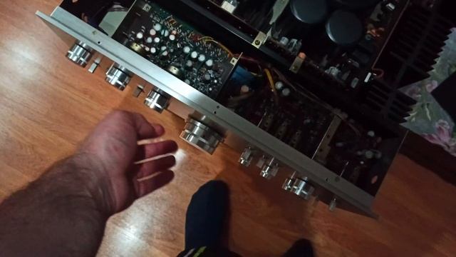 Kenwood KP-9010 + Trio KA-9300 = Kenwood LS-990HG.