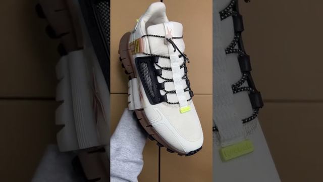 Reebok Zig Kinetica (white-brown) смотреть онлайн