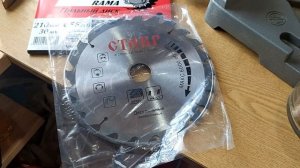 Торцовочная пила Ставр ПТ-210/1400М год использования