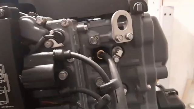 Yamaha F60 смотреть онлайн