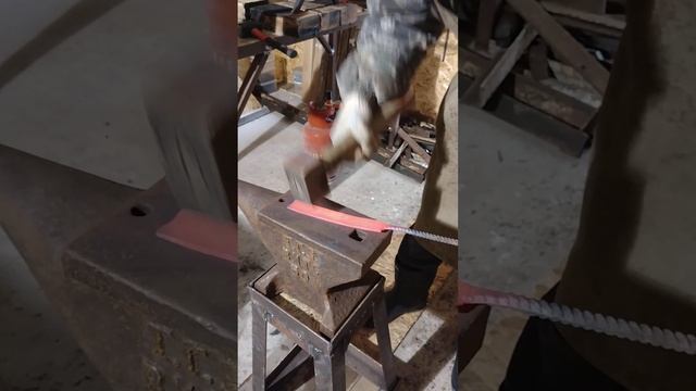 С новым горном! смотреть онлайн