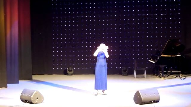 Елена Лобастова Контраст Такой замечательный мир смотреть онлайн