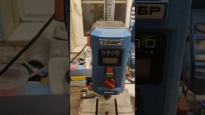 Зубр ВСС П800, 2 года работы.