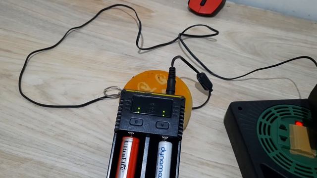 Test charging batere Ni-MH dan Li-Ion 18650 menggunakan Nitecore Intellicharger New i2 смотреть онлайн