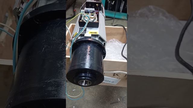 Шпиндель CC-MOTOR 9 кВт и частотник Fuling BD618-011-4 смотреть онлайн