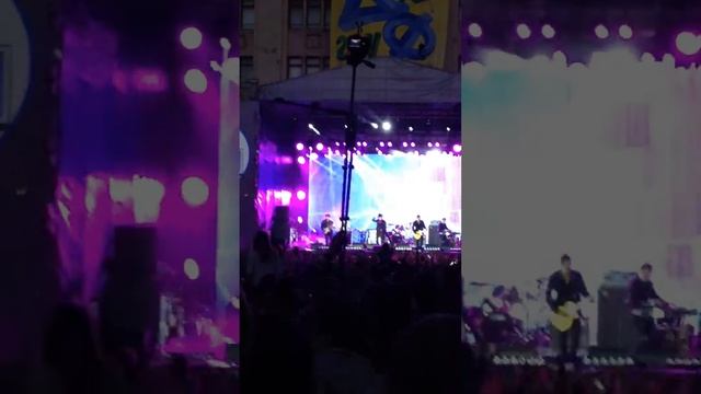 Мумий Тролль "Утекай" LIVE, День Физика 2014 смотреть онлайн