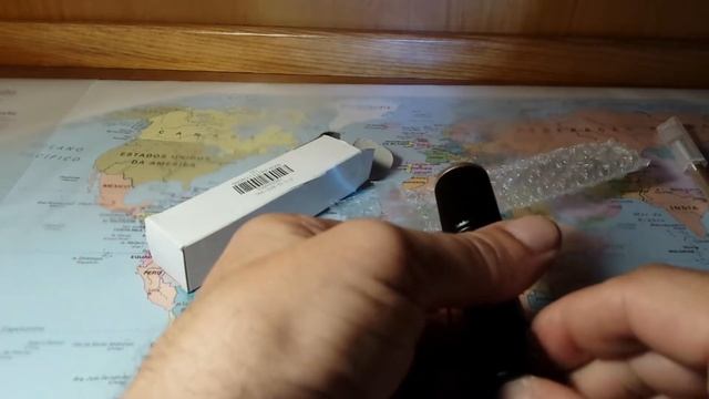 Распаковка посылки с CREE XPE Q5 600Lm 14500 AA Zooming LED Flashligh. GearBest. смотреть онлайн