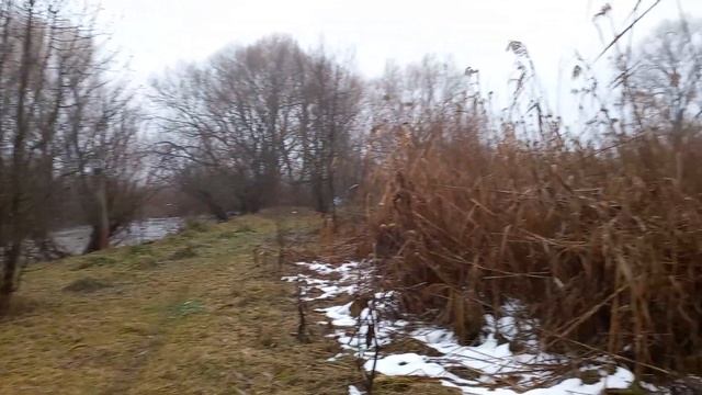 Прогулянка під моторошні звуки сирен смотреть онлайн