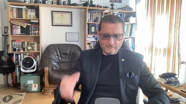 ЧТО СКРЫВАЕТ ШОЛЬЦ ?