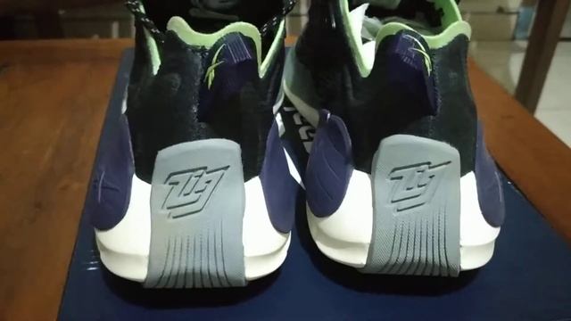 UNBOXING !!! REEBOK ZIG KINETICA II ORIGINAL #unboxing #reebok #reeboksneakers #reebokrunning #fyp смотреть онлайн