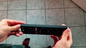 How to replace the battery in Sony TV remote