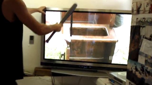 how to fix a plasma tv with a baseball bat and a wall смотреть онлайн