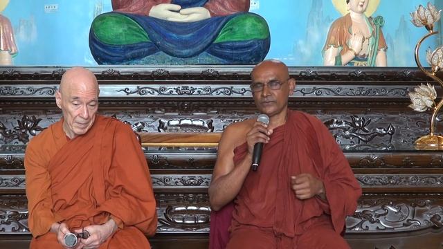 2018 Vipassana Meditation Retreat смотреть онлайн