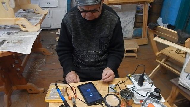 Замена батареи своими руками смотреть онлайн