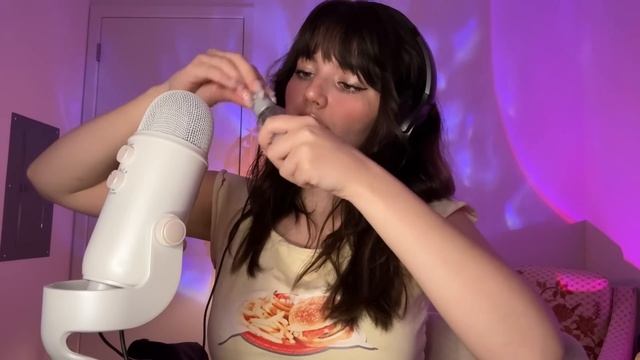 ASMR Fast and Aggressive Triggers For People Who Get Bored Easily (Tapping, Mic Triggers, More) смотреть онлайн