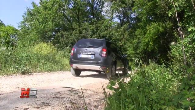 DACIA DUSTER 1.2 Tce 125 CV LAUREATE 2014 - TEST DRIVE смотреть онлайн