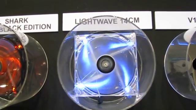 Computex 2010 - Aerocool Lightwave LED case fan смотреть онлайн