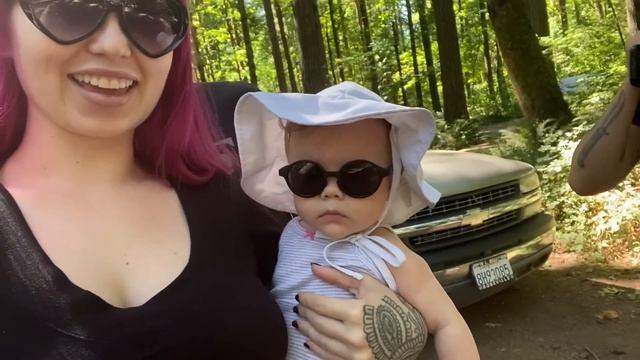 WE FOUND A BEAR IN THE WOODS!!! |LGBTQ FAMILY смотреть онлайн