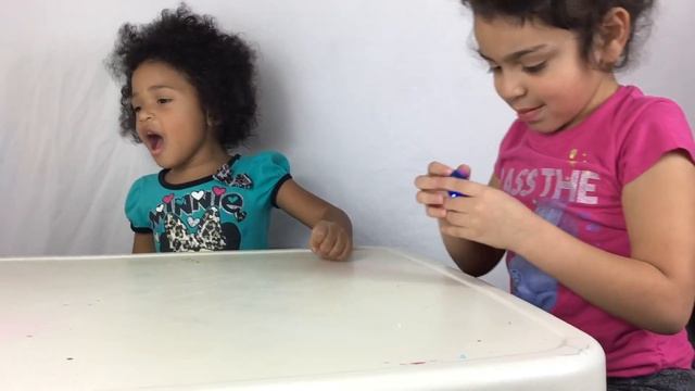 TWISTER TUBES NEON GLOW PLAY REVIEW смотреть онлайн