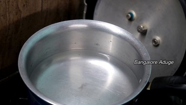 ಚಿಕನ್ ಬಿರಿಯಾನಿ ರೆಸಿಪಿ | Chicken Biryani in Pressure Cooker | Chicken Biryani Homemade Recipe смотреть онлайн